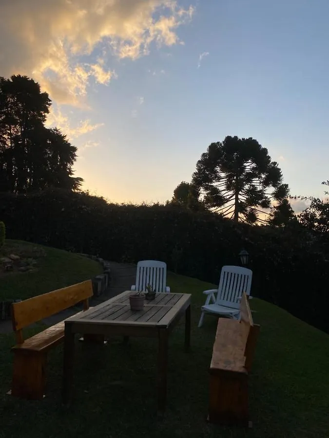 Couette-café Suites No Alto Do Capivari Campos do Jordão